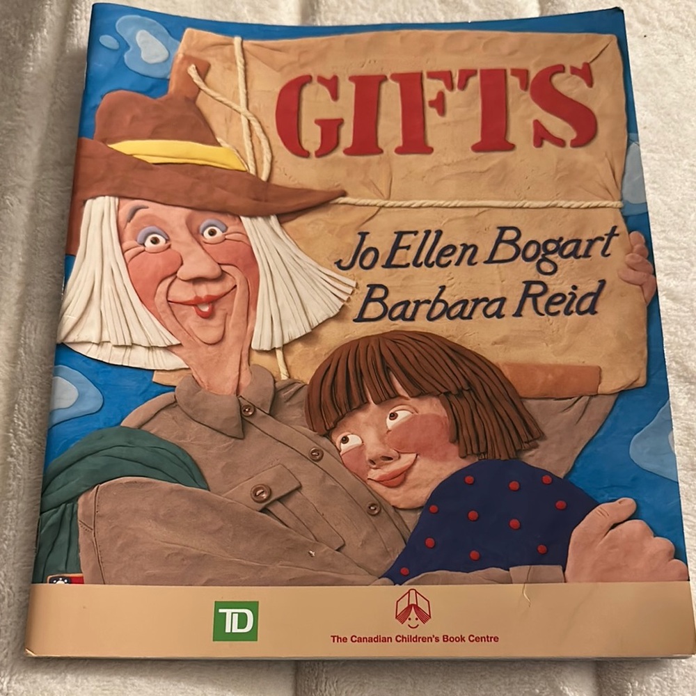 👁️4/$10👁️ Gifts. Book about grandmother